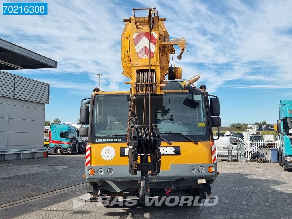 Kran des Typs Liebherr LTM1055-3.2, Gebrauchtmaschine in Veghel (Bild 10)