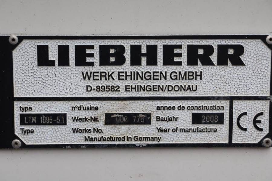 Kran typu Liebherr LTM1095-5.1 Valid Inspection, Dutch Vehicle Regist, Gebrauchtmaschine w Groenlo (Zdjęcie 7)