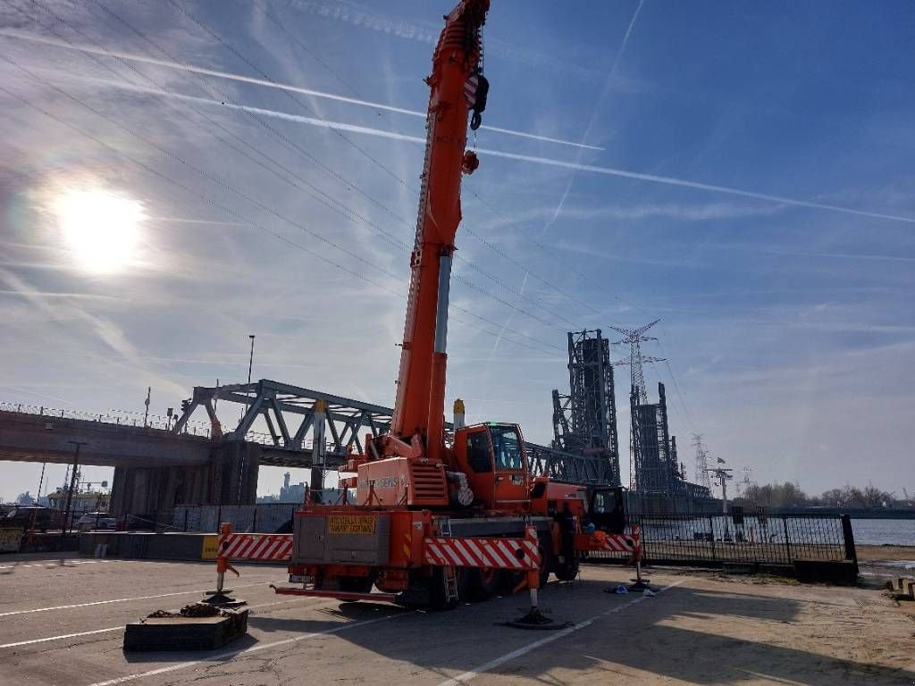 Kran van het type Liebherr LTM1100-5.2, Gebrauchtmaschine in Stabroek (Foto 3)