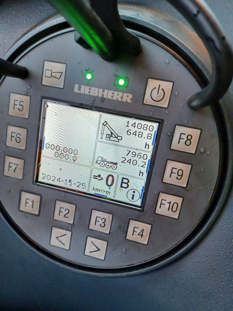 Kran Türe ait Liebherr LTM1100-5.2, Gebrauchtmaschine içinde Stabroek (resim 7)