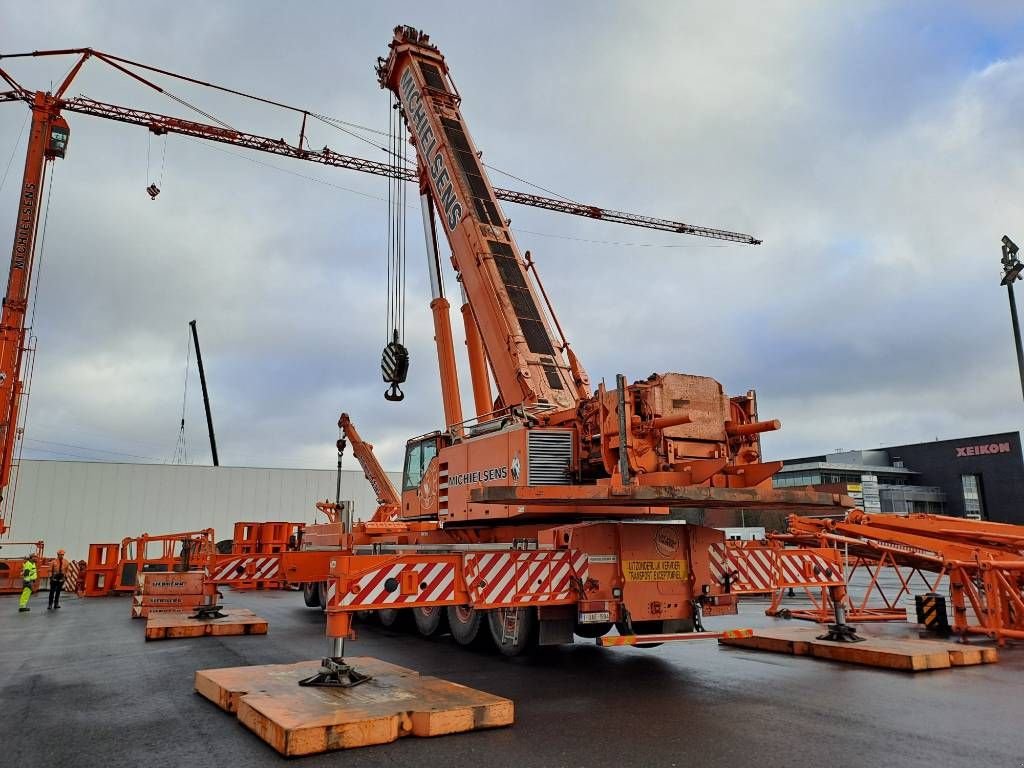 Kran van het type Liebherr LTM1400-7.1 (with Luffing Jib), Gebrauchtmaschine in Stabroek (Foto 4)