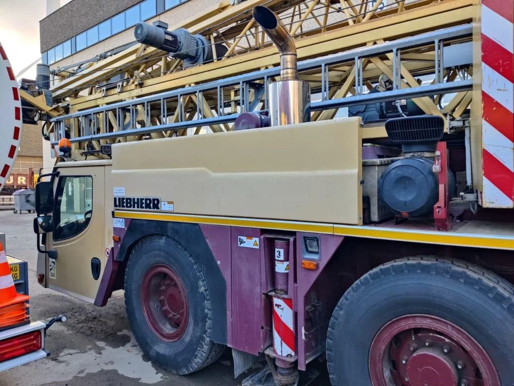 Kran van het type Liebherr MK88, Gebrauchtmaschine in Wevelgem (Foto 9)