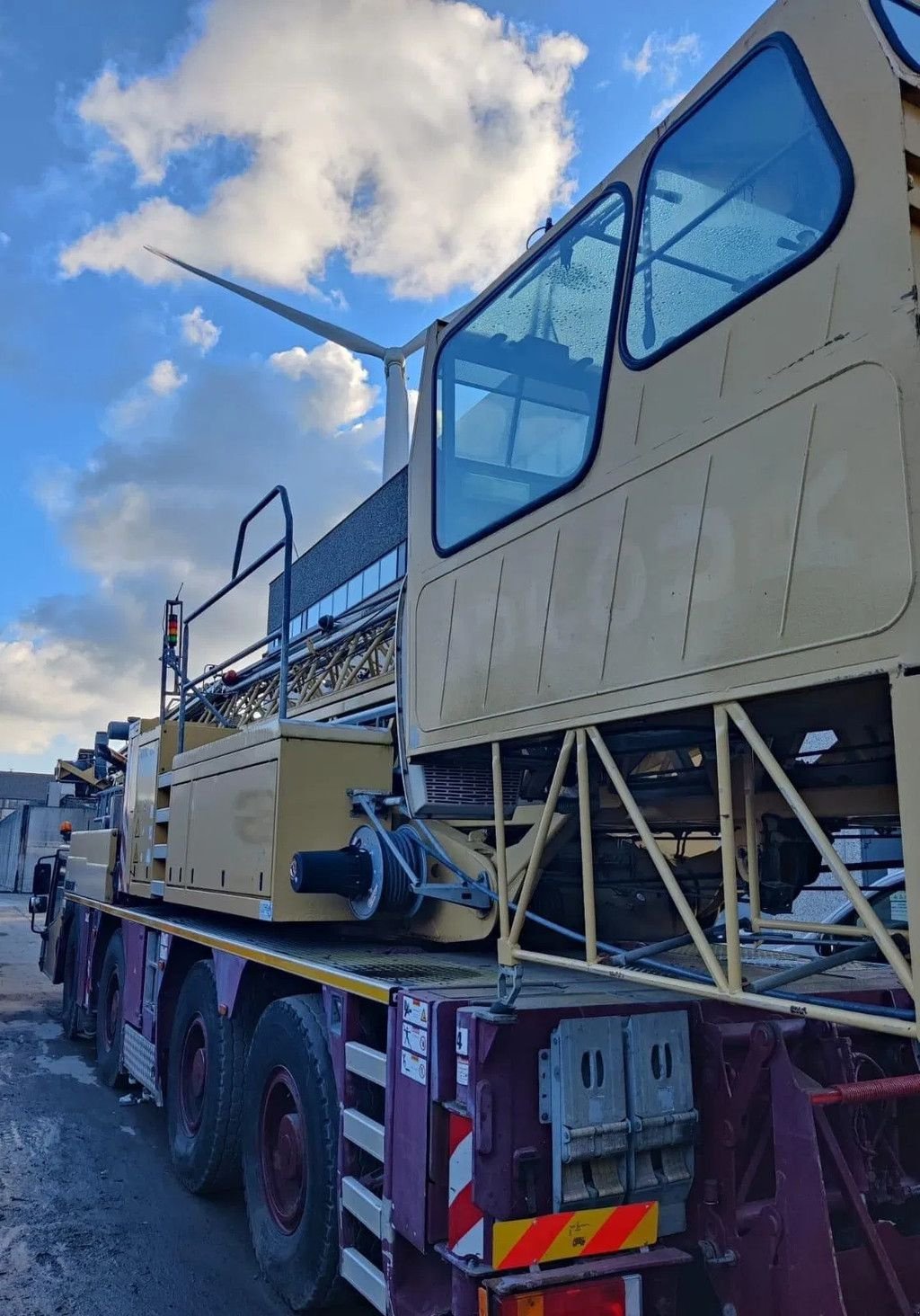 Kran van het type Liebherr MK88, Gebrauchtmaschine in Wevelgem (Foto 8)