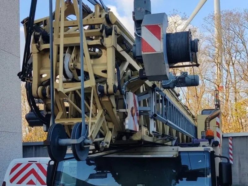 Kran typu Liebherr MK88, Gebrauchtmaschine w Wevelgem (Zdjęcie 1)