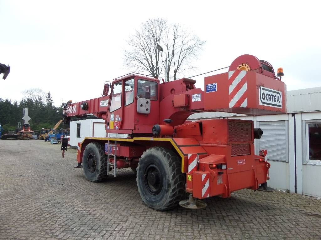 Kran van het type Locatelli Gril 840, Gebrauchtmaschine in Rucphen (Foto 2)