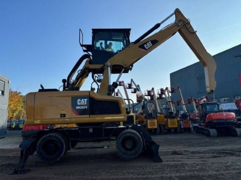 Kran van het type Sonstige Cat MH 3024, Gebrauchtmaschine in MOL (Foto 4)