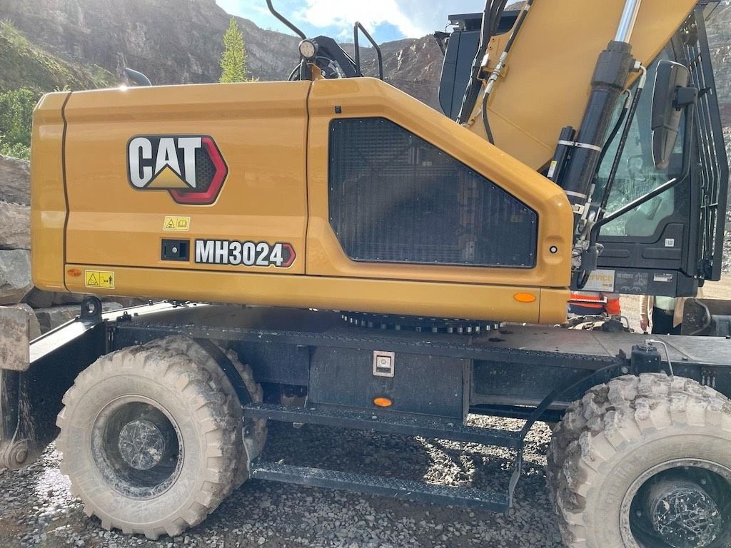 Kran του τύπου Sonstige Cat MH3024, Gebrauchtmaschine σε Oud Gastel (Φωτογραφία 5)