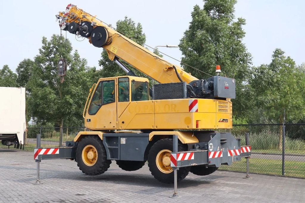 Kran типа Sonstige Marchetti TRIO MG 10.28 JIB WINCH BASKET 10 TON, Gebrauchtmaschine в Marknesse (Фотография 3)