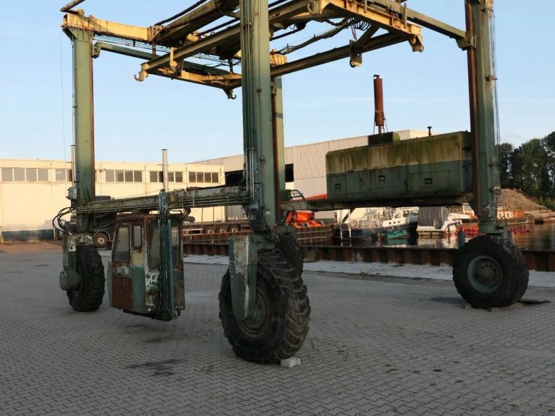 Kran Türe ait Sonstige Onbekend Container portaalkraan, Gebrauchtmaschine içinde Groningen