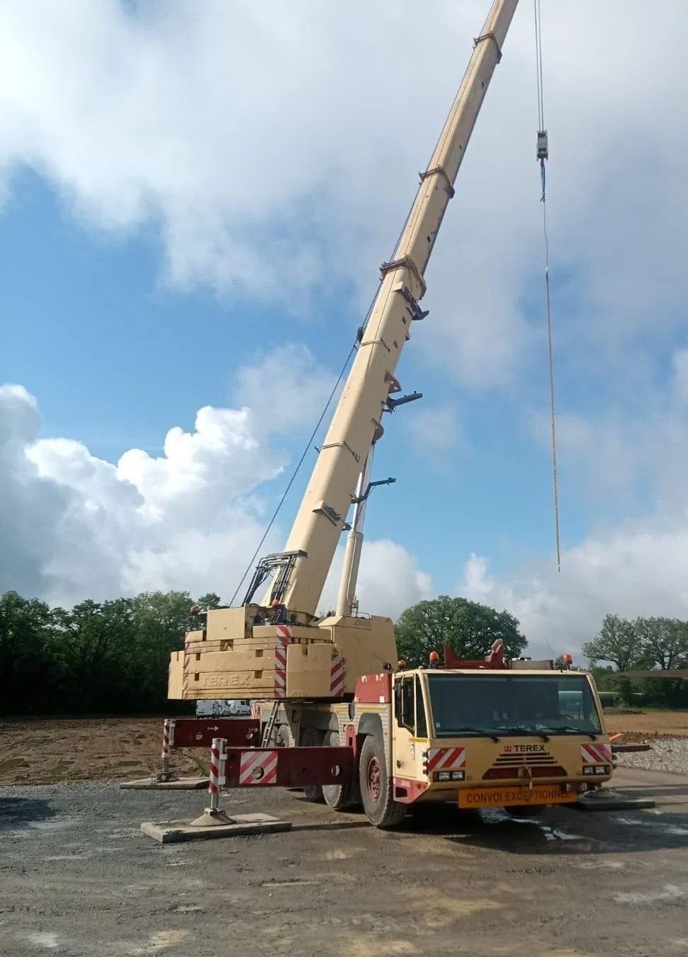 Kran typu Terex AC140, Gebrauchtmaschine w Wevelgem (Zdjęcie 1)