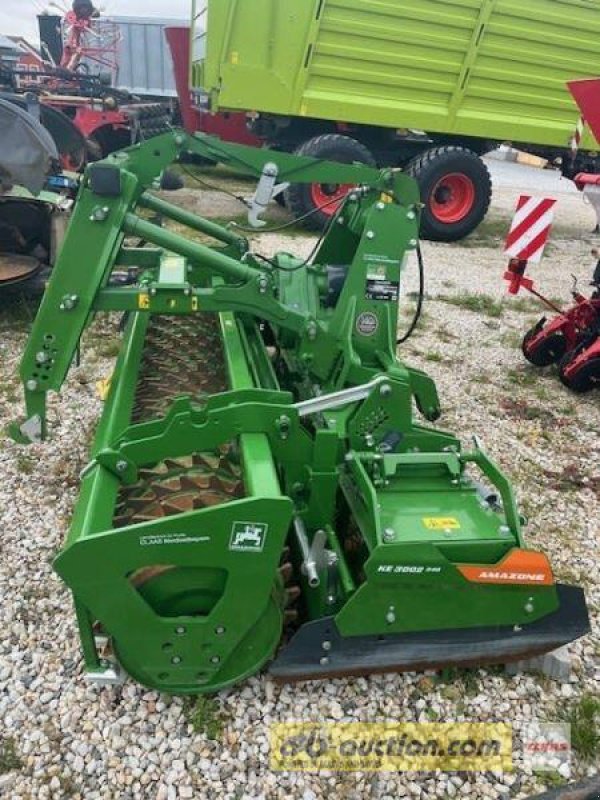 Kreiselegge des Typs Amazone KE 3002 AB-AUCTION, Neumaschine in Schwend (Bild 1)