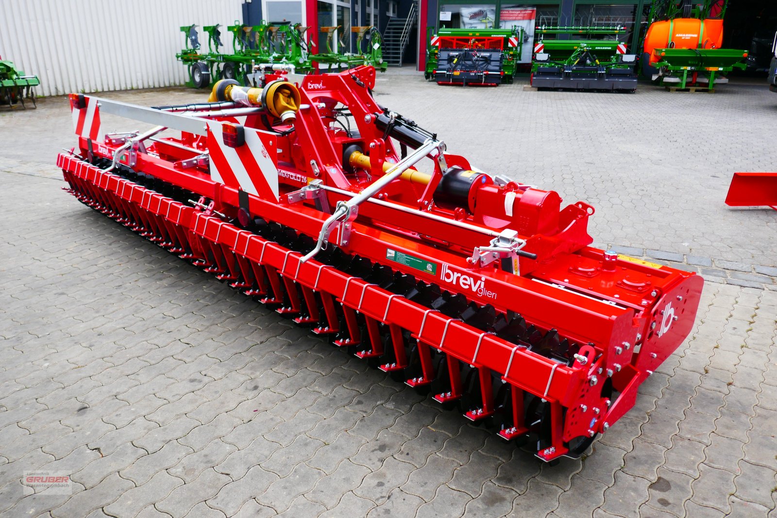 Kreiselegge van het type Breviglieri Mekfold 260 500 + Zahnpackerwalze 500, Neumaschine in Dorfen (Foto 4)