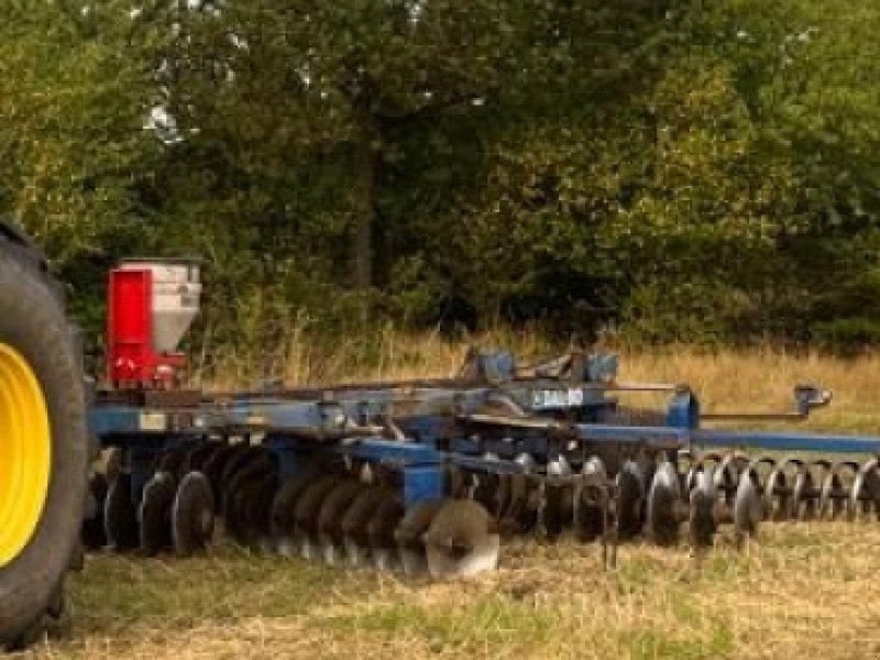 Kreiselegge del tipo Dalbo 4,5m MAXI-DISC m/el-spreder og spiralvalse, Gebrauchtmaschine en Hadsund