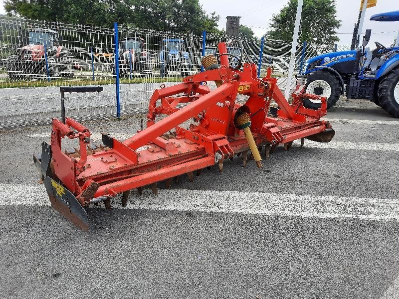 Kreiselegge des Typs Gregoire-Besson CORVUS, Gebrauchtmaschine in PLUMELEC (Bild 3)