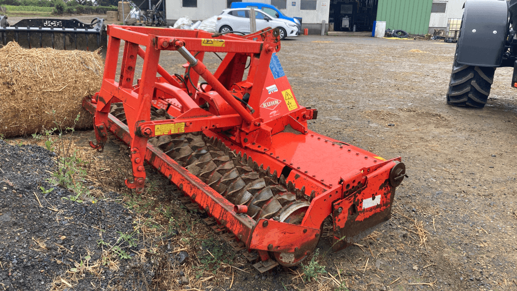 Kreiselegge del tipo Kuhn 303 HRB, Gebrauchtmaschine en CINTHEAUX (Imagen 2)