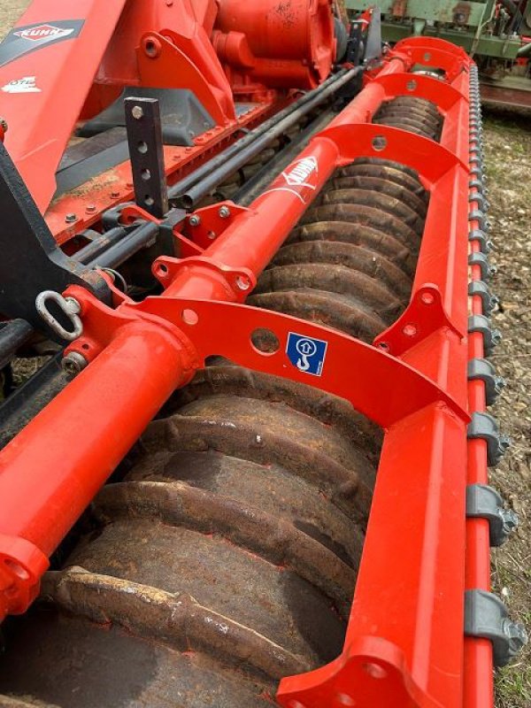 Kreiselegge tip Kuhn HERSE HR 4040, Gebrauchtmaschine in BOSC LE HARD (Poză 6)