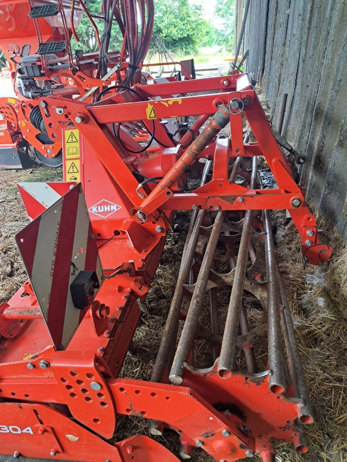 Kreiselegge van het type Kuhn HR 304, Gebrauchtmaschine in Montenay (Foto 3)