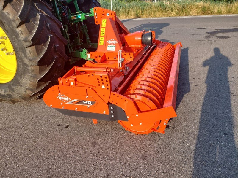 Kreiselegge tipa Kuhn HR 304, Neumaschine u Lengnau (Slika 1)