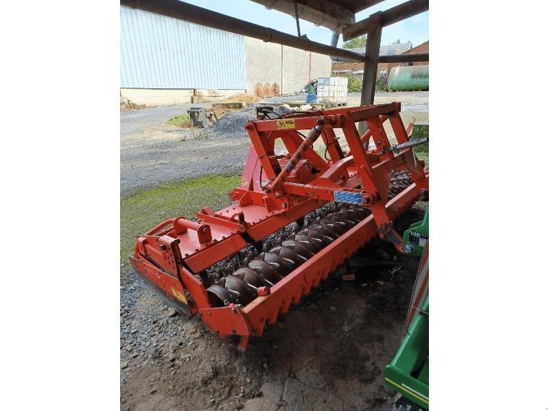 Kreiselegge van het type Kuhn HR302, Gebrauchtmaschine in ESCAUDOEUVRES (Foto 3)