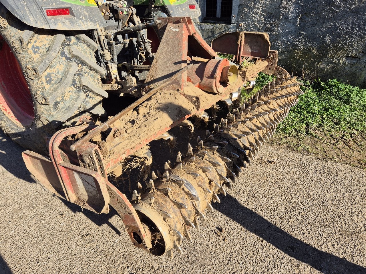 Kreiselegge za tip Kuhn HRB 301 D, Gebrauchtmaschine u MANDRES-SUR-VAIR (Slika 1)