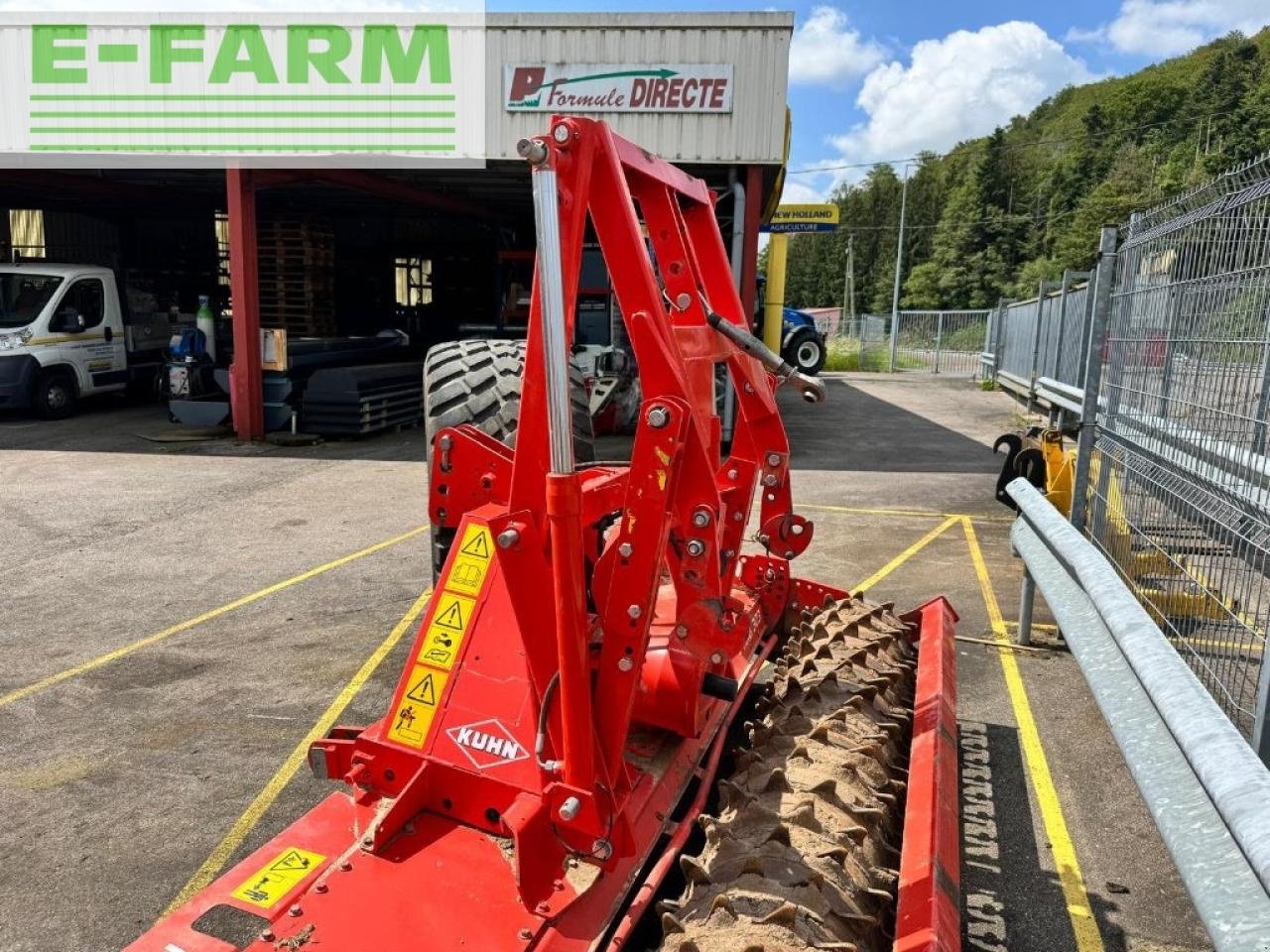 Kreiselegge tip Kuhn hrb303d, Gebrauchtmaschine in CHAUVONCOURT (Poză 5)