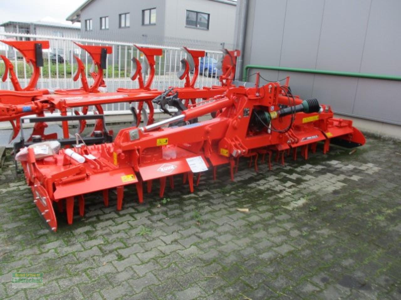 Kreiselegge des Typs Kuhn HRB503DR, Neumaschine in Büren (Bild 1)