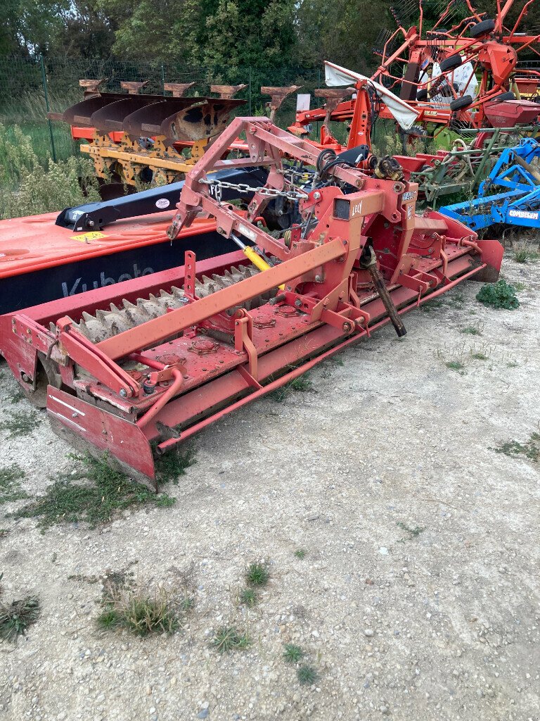 Kreiselegge du type Lely HERSE ROTATIVE LELY  AH14, Gebrauchtmaschine en SAINT ANDIOL (Photo 1)