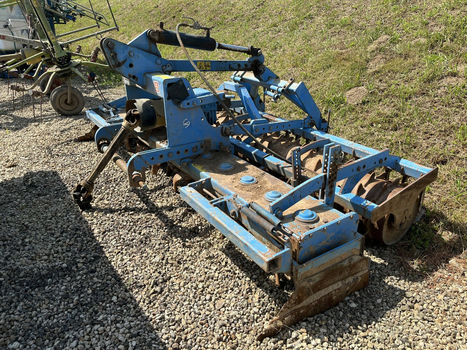 Kreiselegge typu Lemken HERSE ZIRKON 10-300, Gebrauchtmaschine v PONTIVY (Obrázok 2)