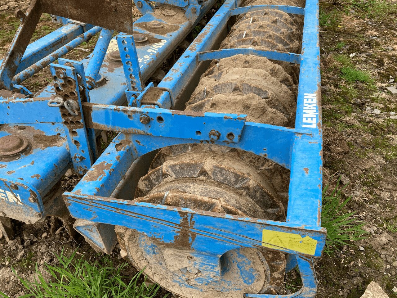 Kreiselegge van het type Lemken HERSE ZIRKON 7/400, Gebrauchtmaschine in PONTIVY (Foto 3)