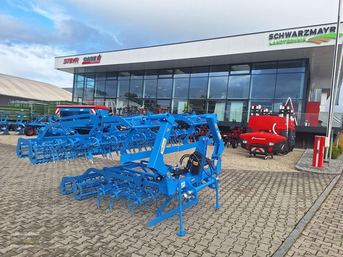 Kreiselegge van het type Lemken Korund 8/450 Gare-Zinken, Vorführmaschine in Aurolzmünster (Foto 1)