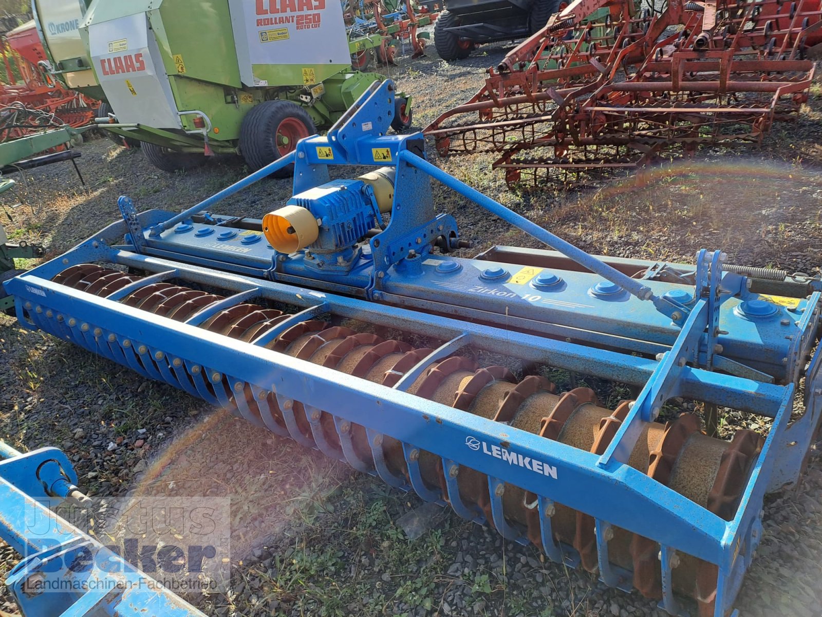 Kreiselegge tip Lemken Zirkon 10/400, Gebrauchtmaschine in Weimar-Niederwalgern (Poză 4)