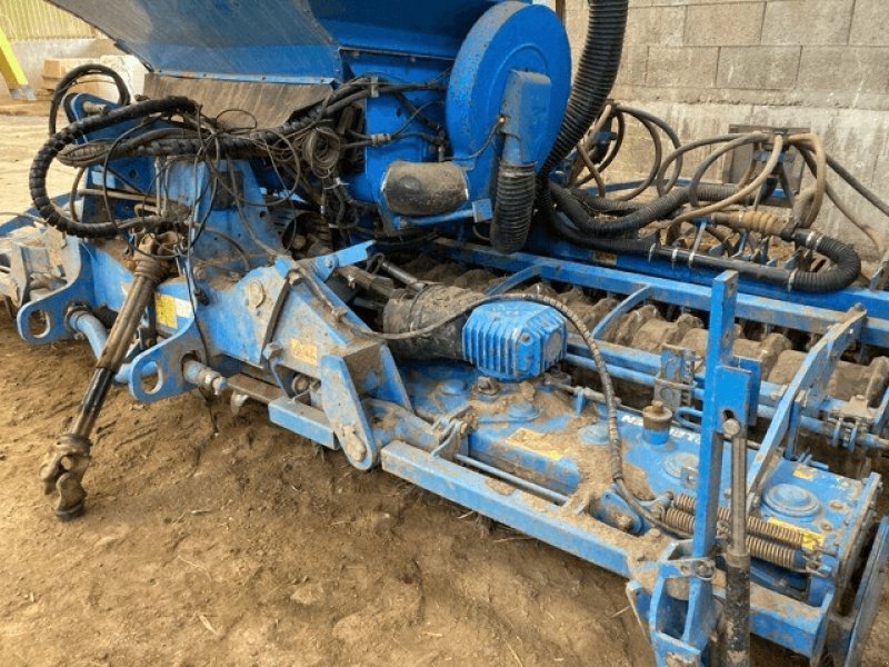 Kreiselegge tipa Lemken ZIRKON 10 450 K REPLIABLE, Gebrauchtmaschine u PONTIVY (Slika 1)