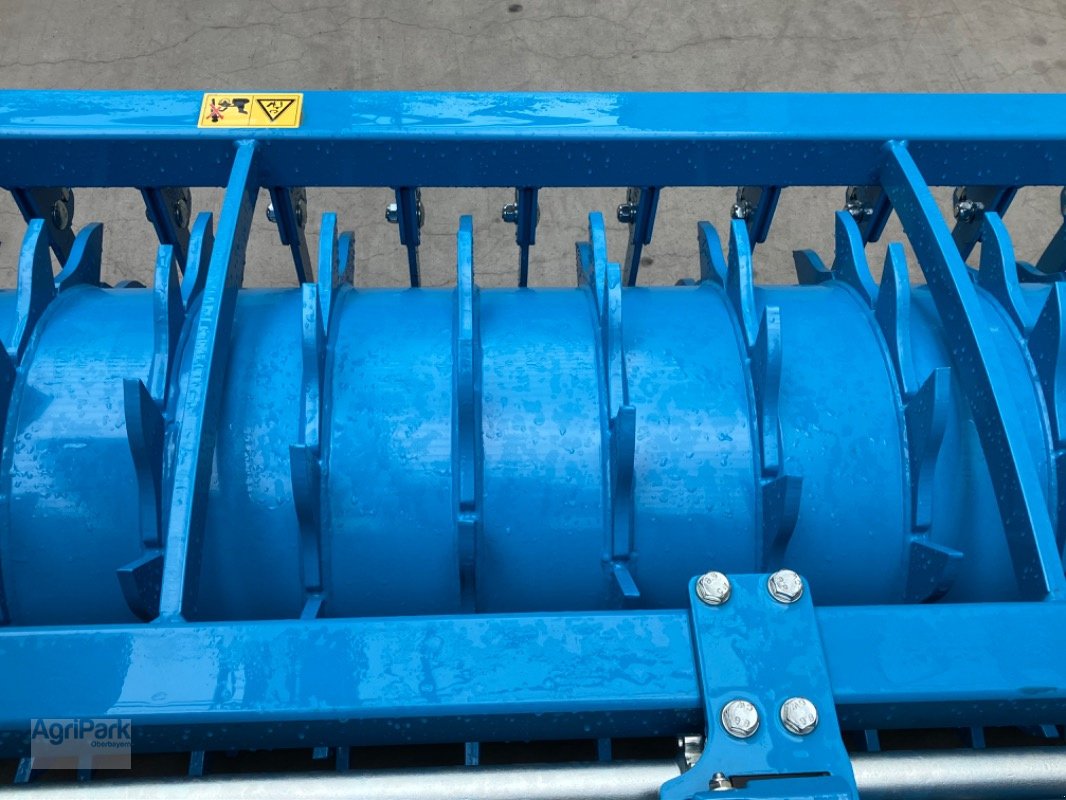 Kreiselegge of the type Lemken ZIRKON 8/300, Neumaschine in Kirchdorf (Picture 5)