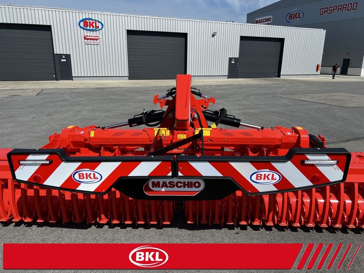 Kreiselegge типа Maschio GABBIANO SUPER 5000 Kreiseleggen, Neumaschine в Rovisce (Фотография 3)