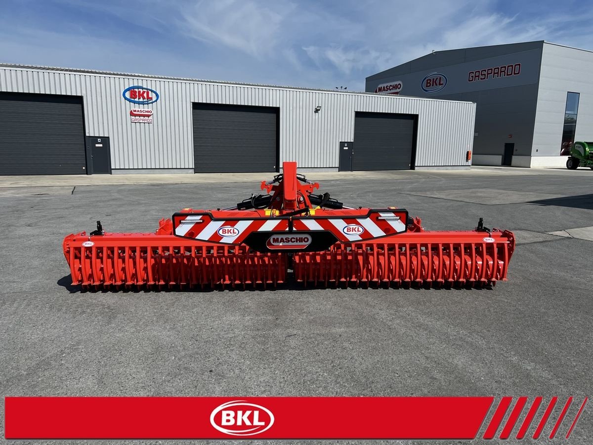 Kreiselegge типа Maschio GABBIANO SUPER 5000 Kreiseleggen, Neumaschine в Rovisce (Фотография 1)