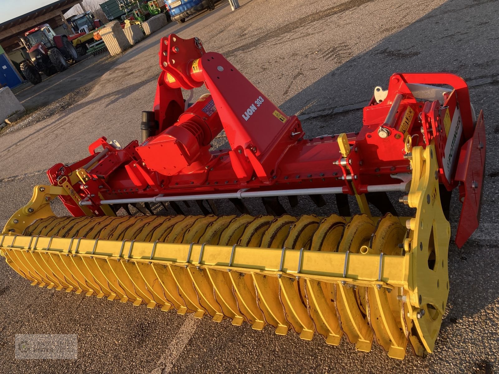 Kreiselegge van het type Pöttinger Lion 303, Gebrauchtmaschine in Arnreit (Foto 4)