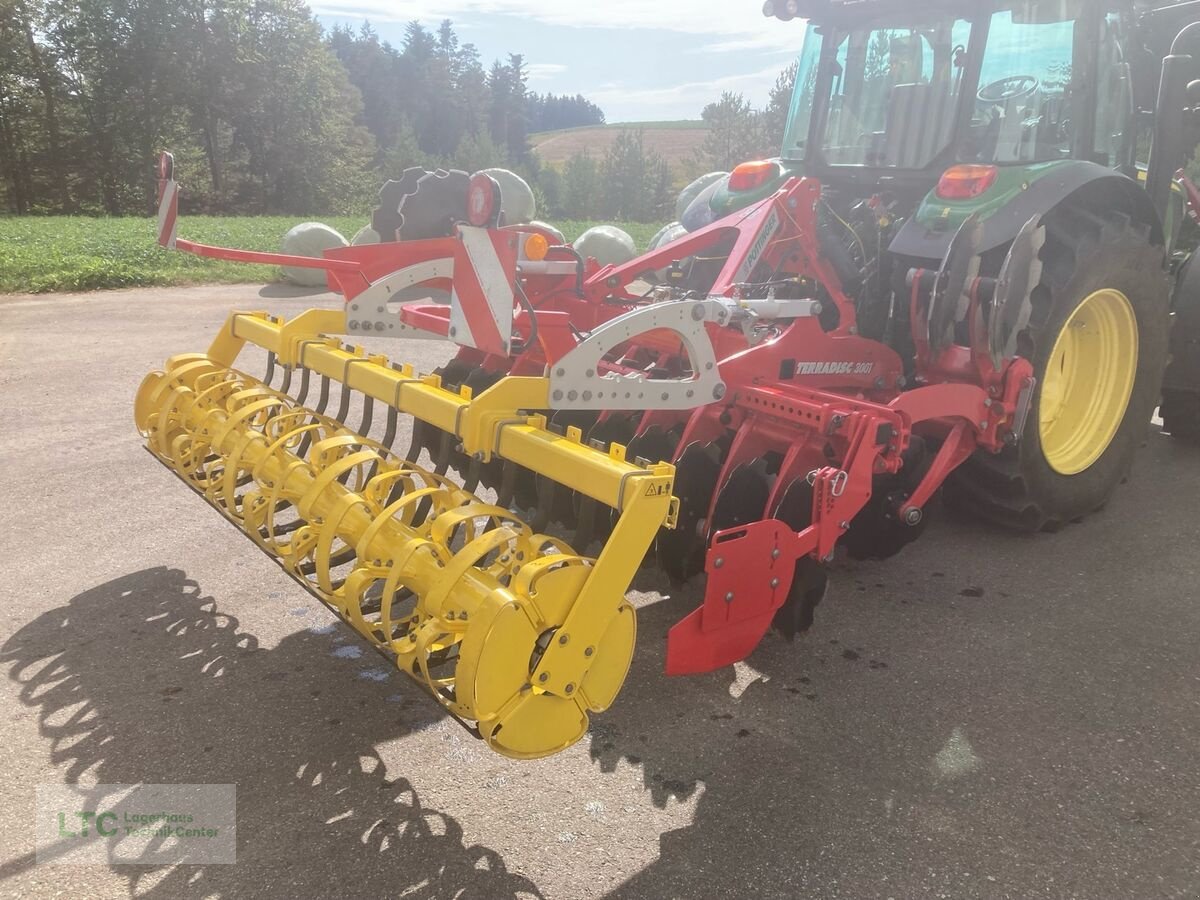 Kreiselegge van het type Pöttinger Terradisc 3001, Vorführmaschine in Redlham (Foto 3)