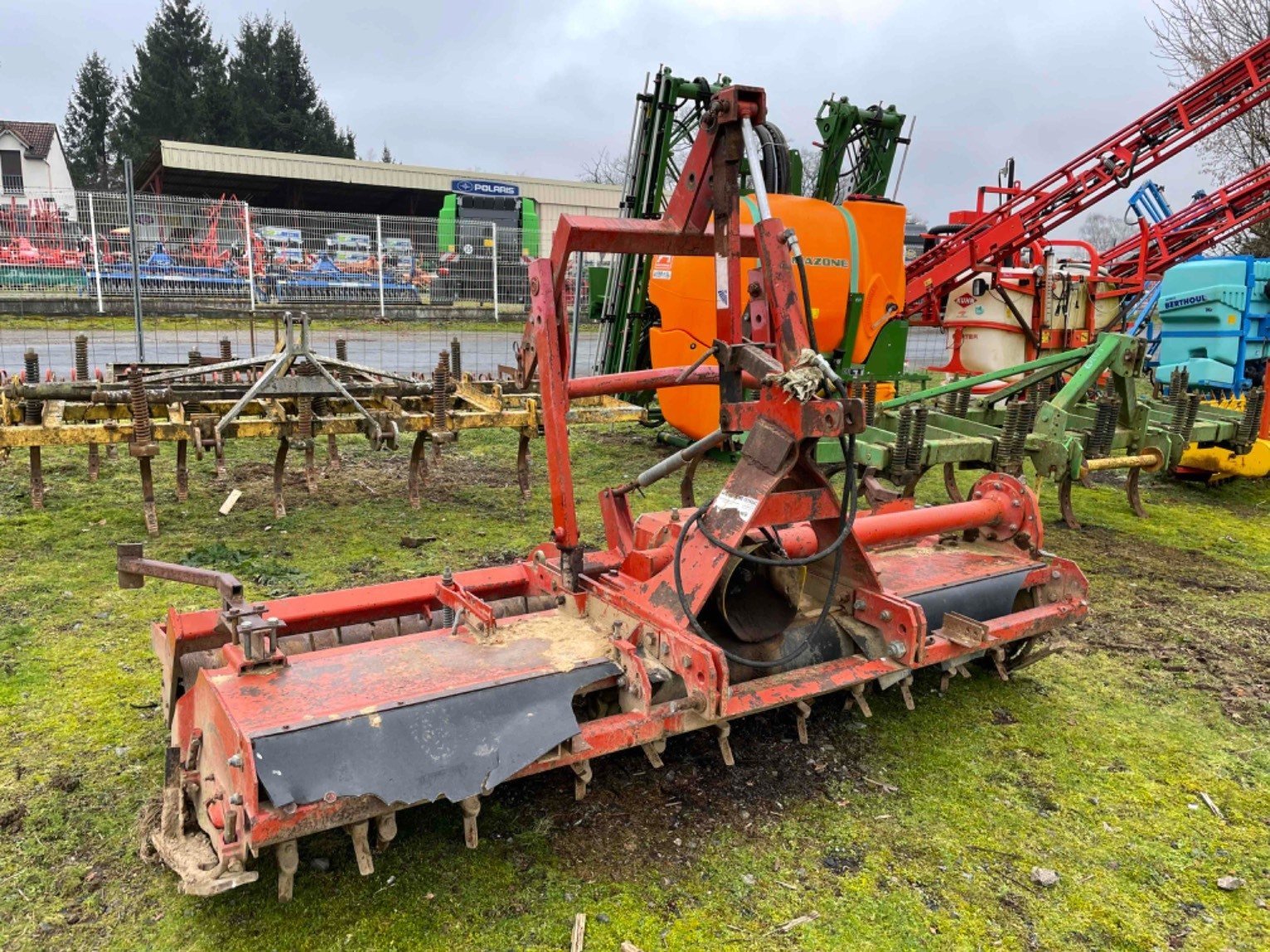 Kreiselegge typu Rau Cultivateur à axe horizontal RW30 Rau, Gebrauchtmaschine v LA SOUTERRAINE (Obrázok 5)