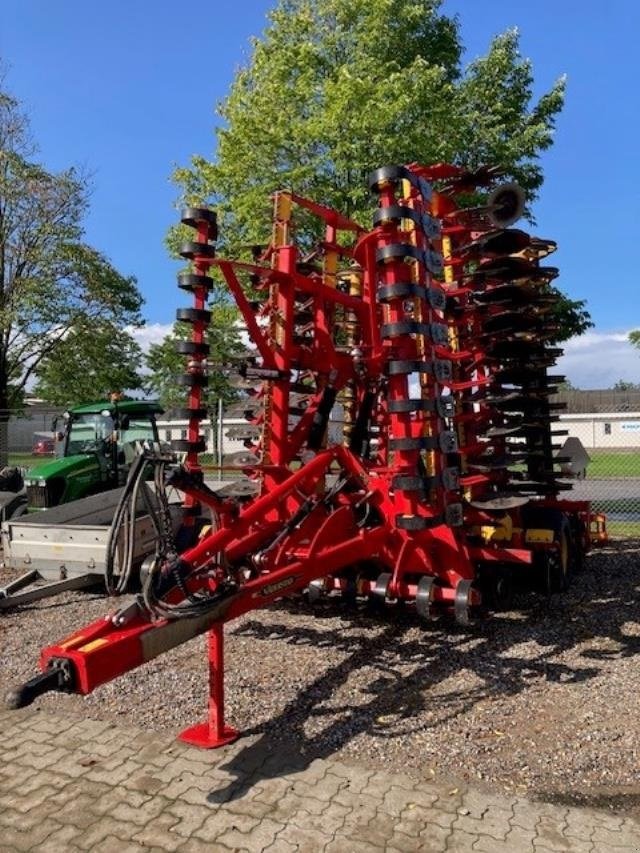 Kreiselegge du type Väderstad CARRIER XL 825, Gebrauchtmaschine en Videbæk (Photo 2)