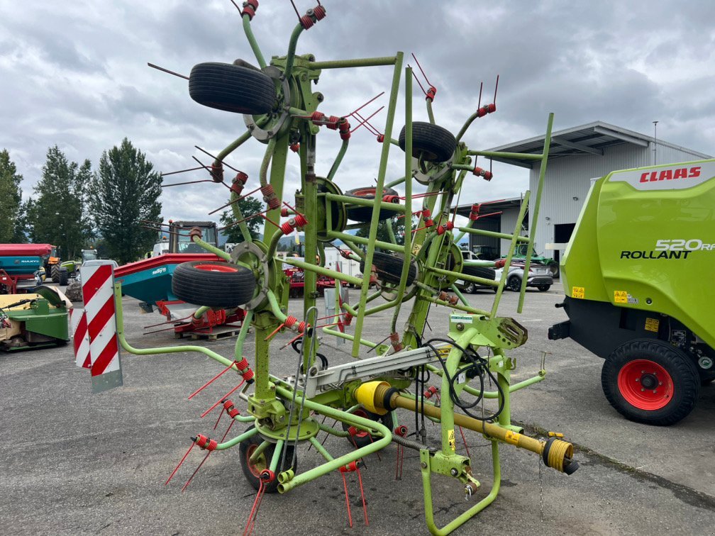 Kreiselheuer van het type CLAAS Faneur VOLTO 870 Claas, Gebrauchtmaschine in Aubiet (Foto 3)