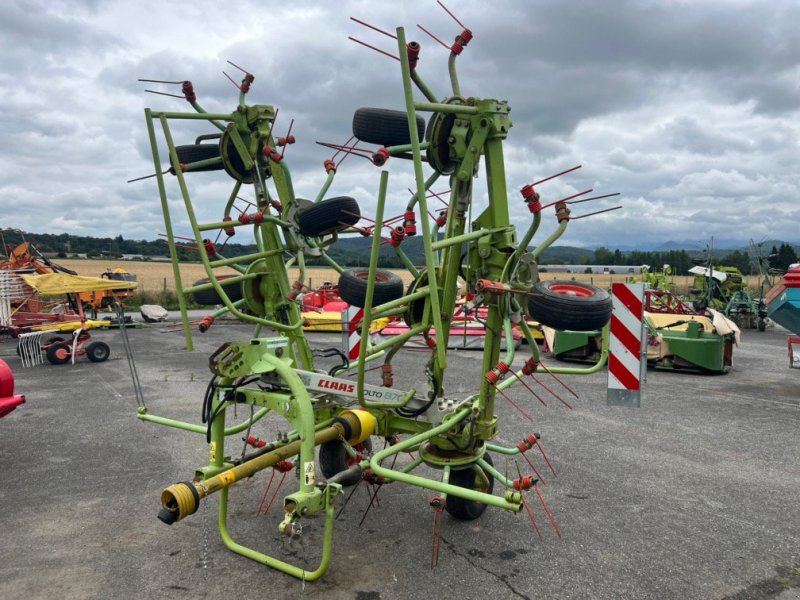 Kreiselheuer van het type CLAAS Faneur VOLTO 870 Claas, Gebrauchtmaschine in Aubiet (Foto 1)