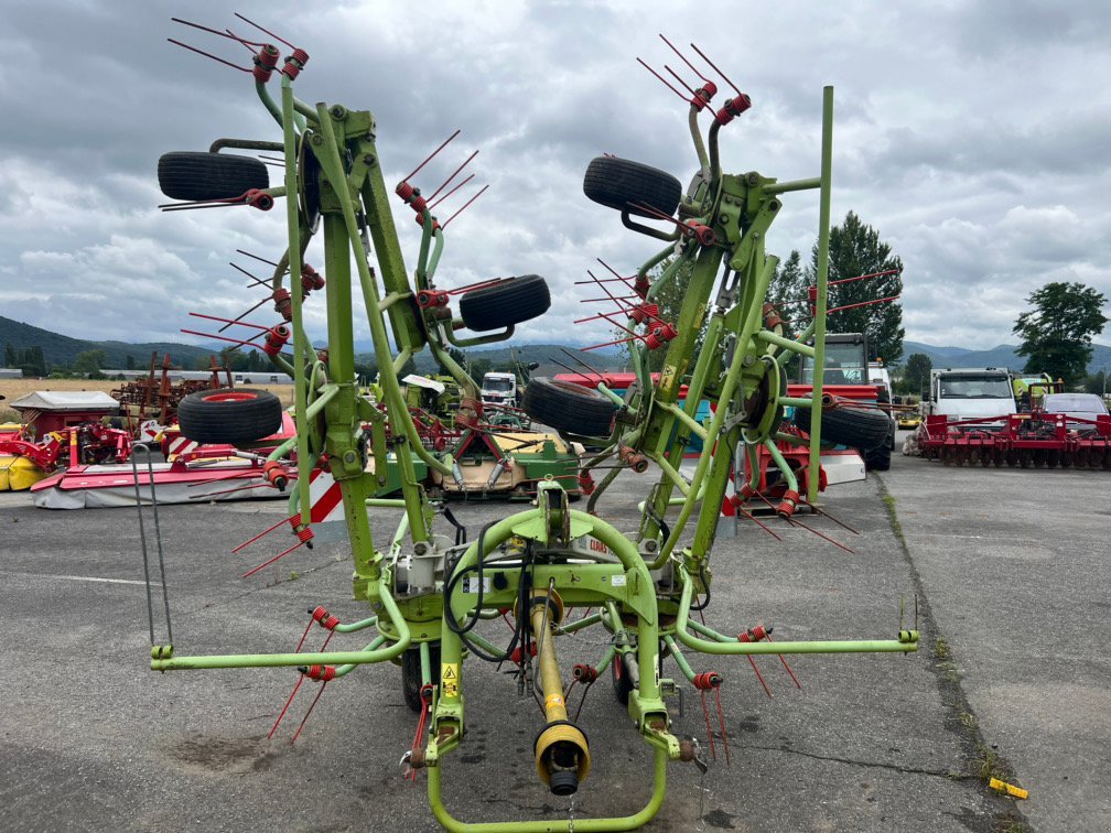 Kreiselheuer van het type CLAAS Faneur VOLTO 870 Claas, Gebrauchtmaschine in Aubiet (Foto 2)