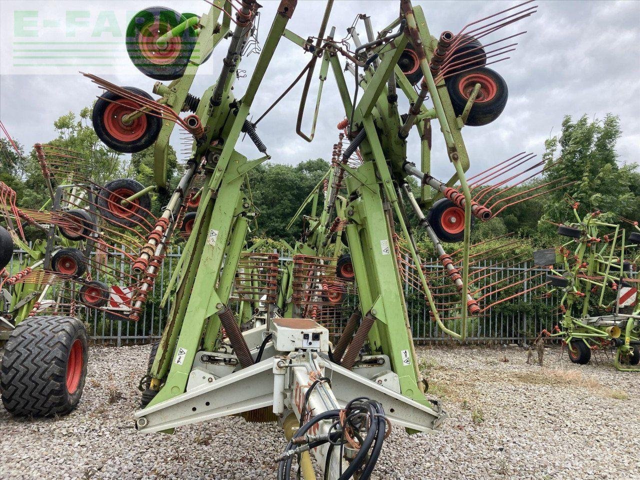 Kreiselheuer от тип CLAAS LINER 3000, Gebrauchtmaschine в CIRENCESTER (Снимка 2)