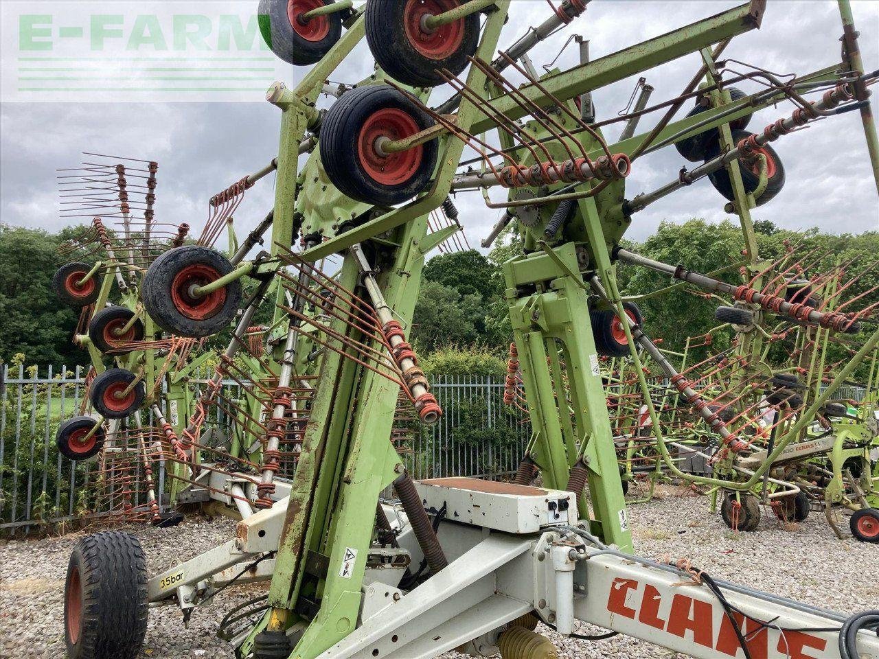 Kreiselheuer от тип CLAAS LINER 3000, Gebrauchtmaschine в CIRENCESTER (Снимка 4)