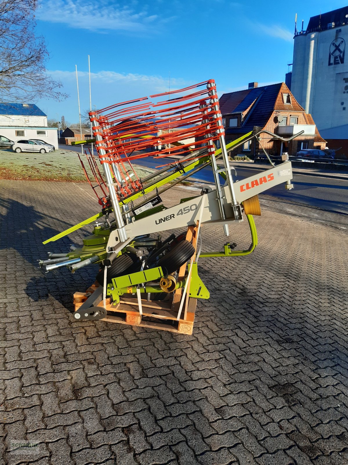 Kreiselheuer des Typs CLAAS LINER 450, Neumaschine in Oldenburg in Holstein (Bild 2)