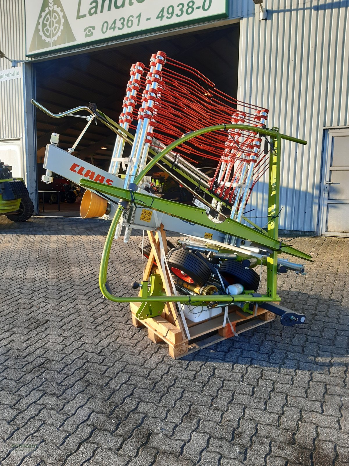 Kreiselheuer des Typs CLAAS LINER 450, Neumaschine in Oldenburg in Holstein (Bild 4)