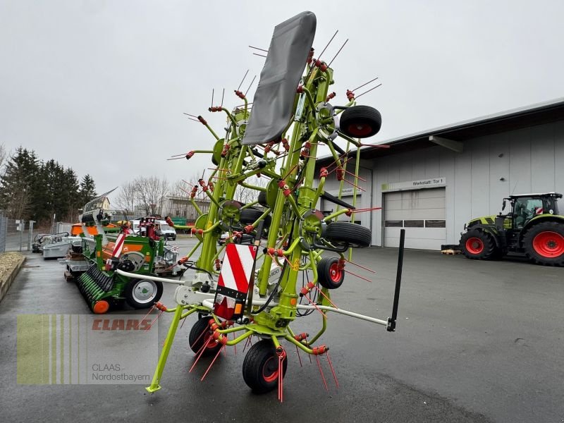 CLAAS VOLTO 1100 mit RANDSTREUTUCH