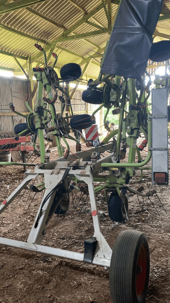 Kreiselheuer des Typs CLAAS VOLTO 870, Gebrauchtmaschine in PONTIVY (Bild 3)