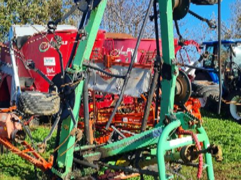 Kreiselheuer typu Deutz-Fahr 6821, Gebrauchtmaschine w ST MARTIN EN HAUT (Zdjęcie 1)