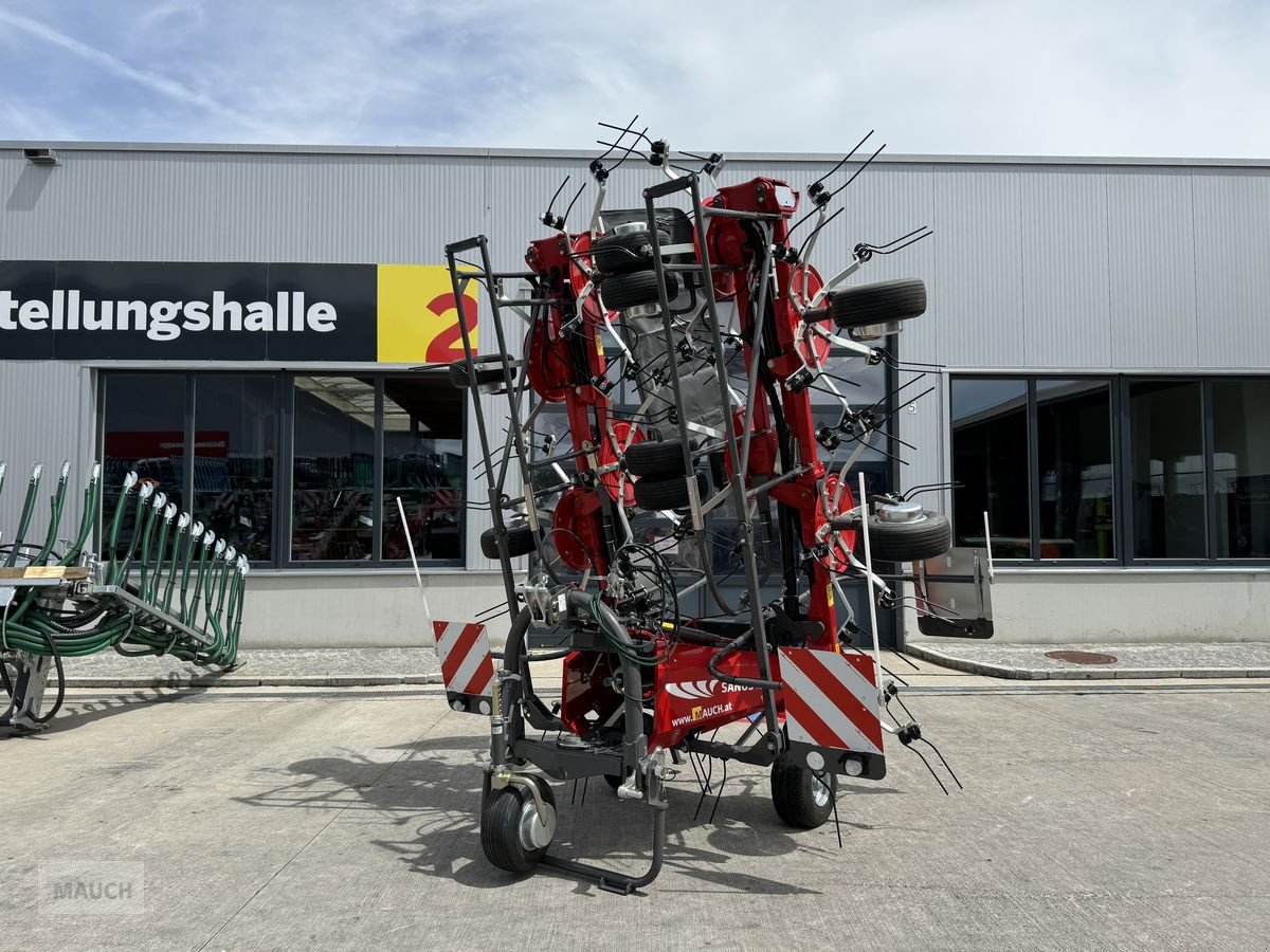 Kreiselheuer van het type Fella Sanos 11010 DN, Neumaschine in Burgkirchen (Foto 1)